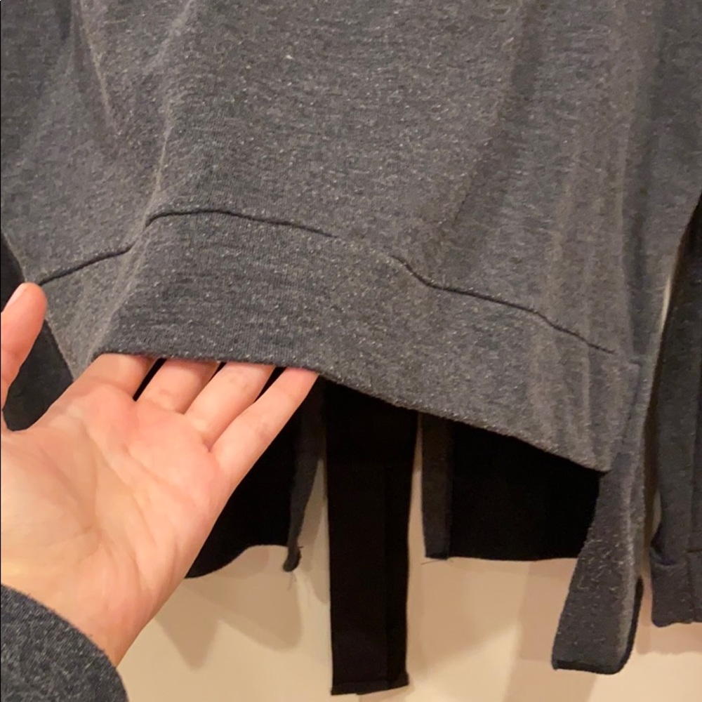 Zara Sweater with Ties on Back - Picture 3 of 8